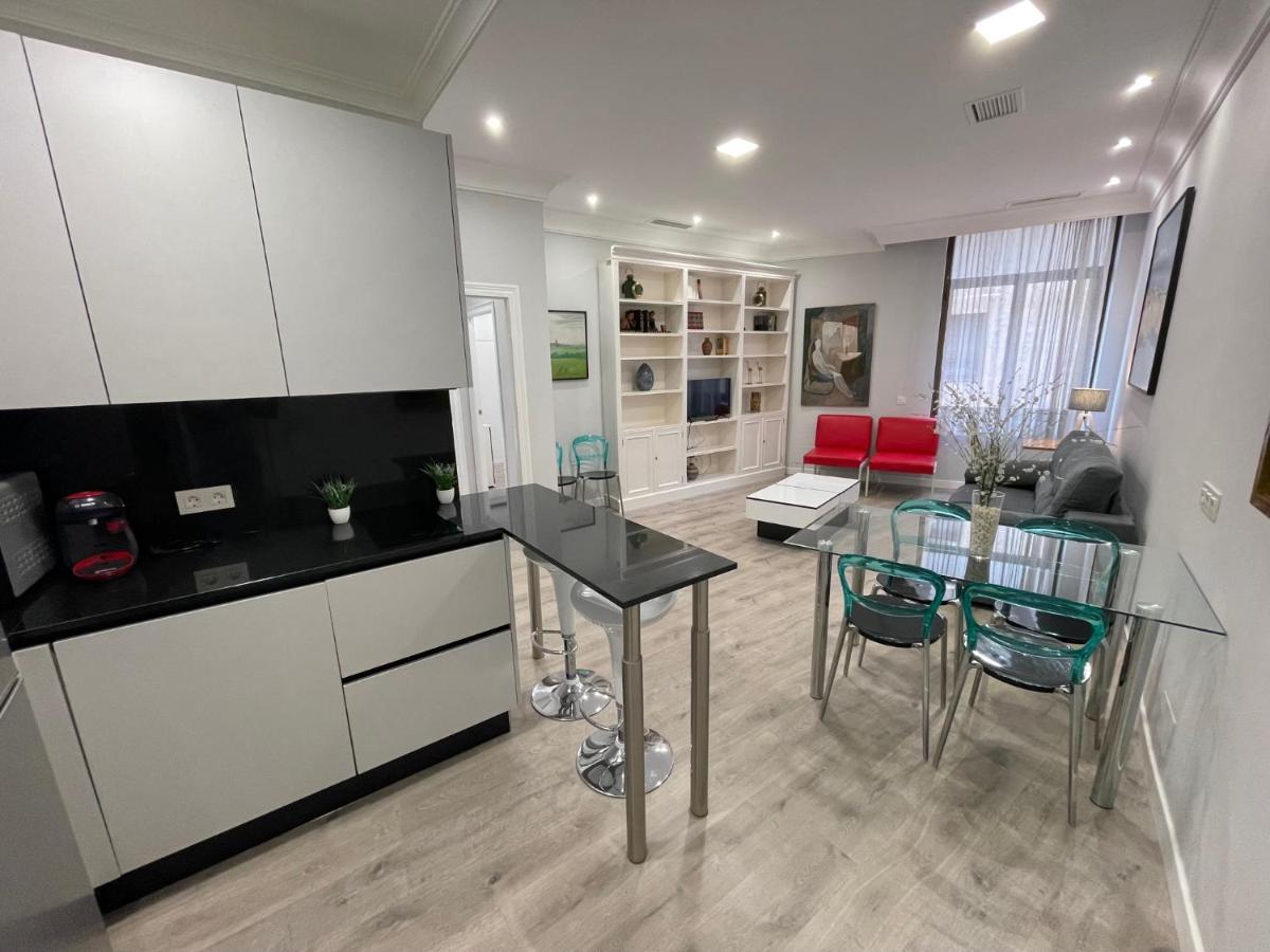 Brocense Centro 2 Habitaciones Salamanca Eksteriør billede